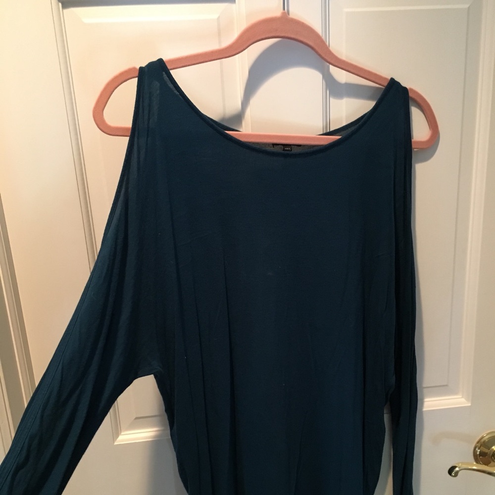 Thin, Long-Sleeve Shirt